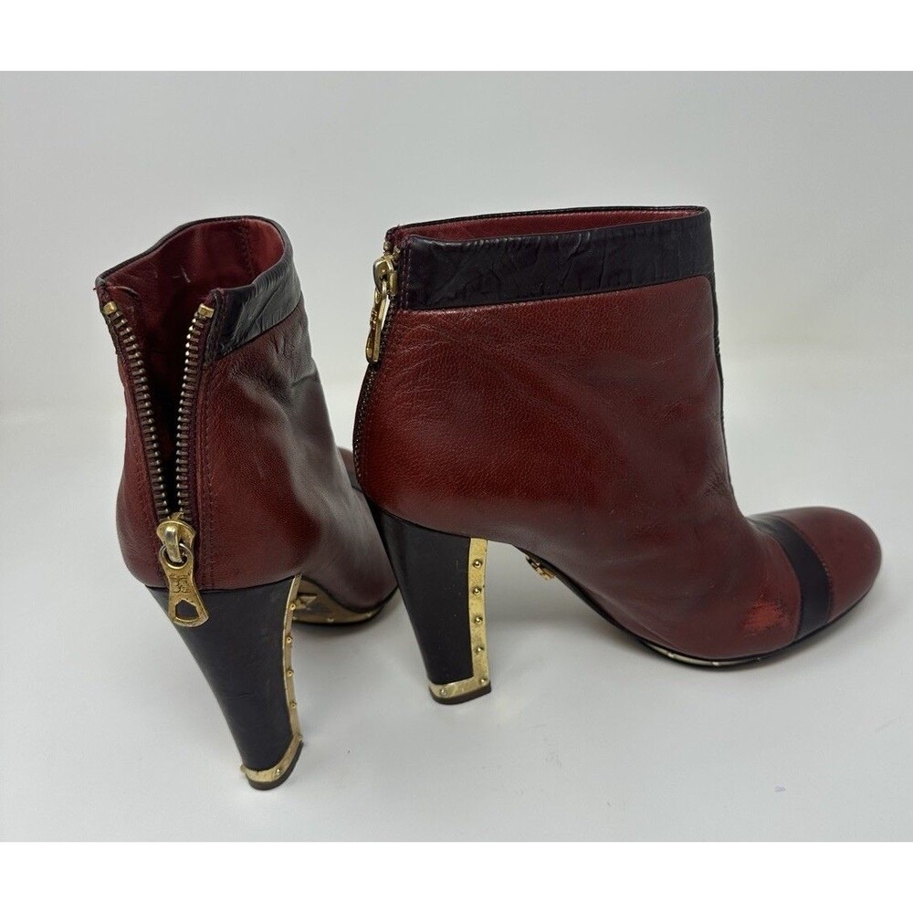 bcbg max azria boots Vintage y2k red with gold accents leather size 8.5 soft